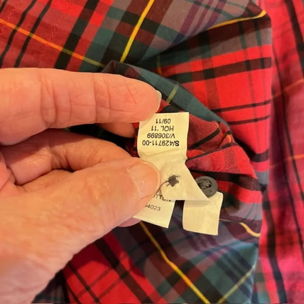 Banana Republic Men's Plaid‎ Button Down Shirt Contrast Cuff Red Green Medium